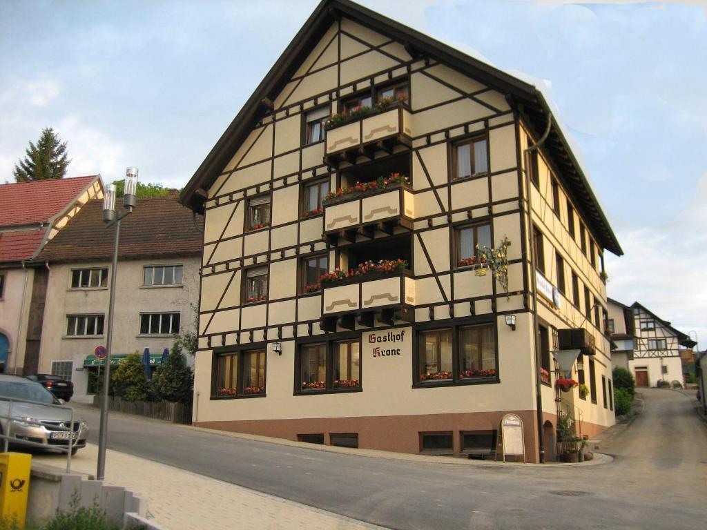 Hotel Krone Stuehlingen - Das Tor Zum Suedschwarzwald 斯图林根 外观 照片