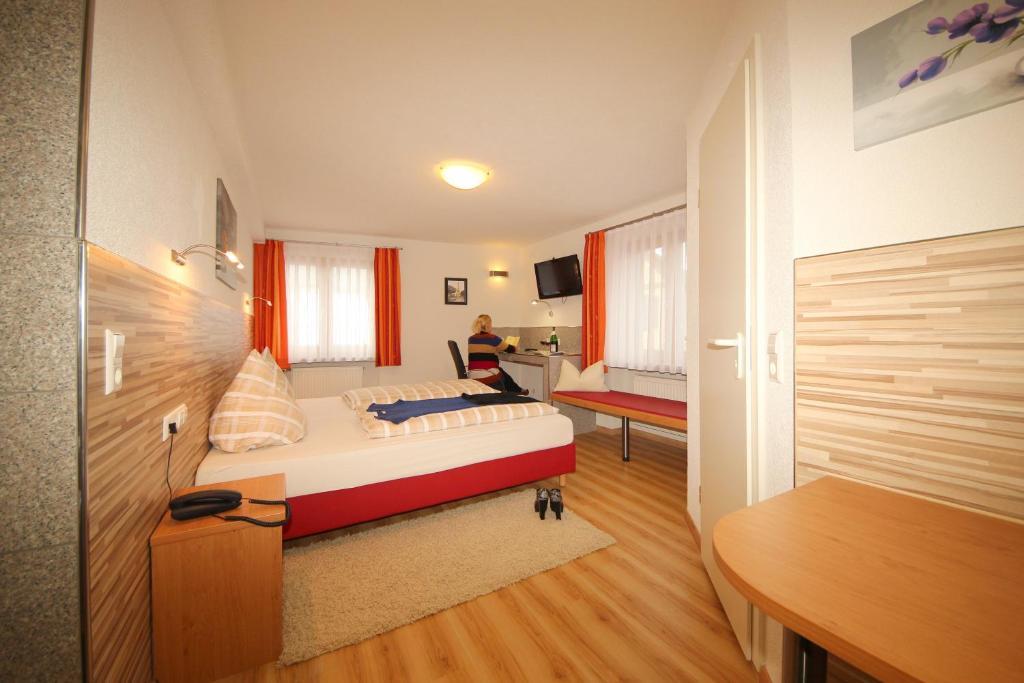 Hotel Krone Stuehlingen - Das Tor Zum Suedschwarzwald 外观 照片