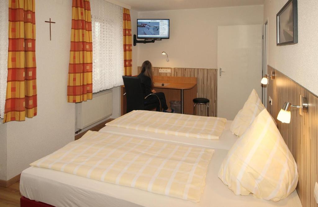 Hotel Krone Stuehlingen - Das Tor Zum Suedschwarzwald 外观 照片